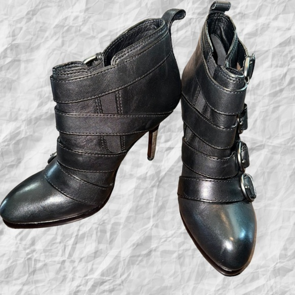 Coach Tessie Black Leather Heeled Buckle Ankle Booties Size 6.5B